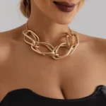 Luxe Gold Statement Necklace with Oversized Interlocking Links